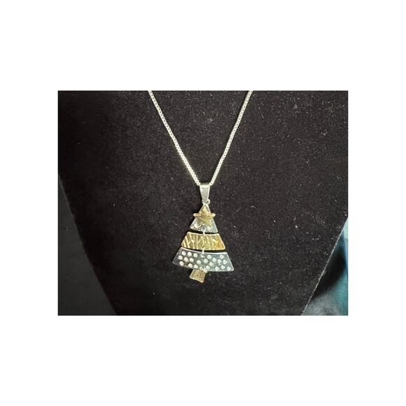New Silver Christmas Tree Pendant Necklace — Festive Holiday Jewelry N131 - Picture 1 of 4
